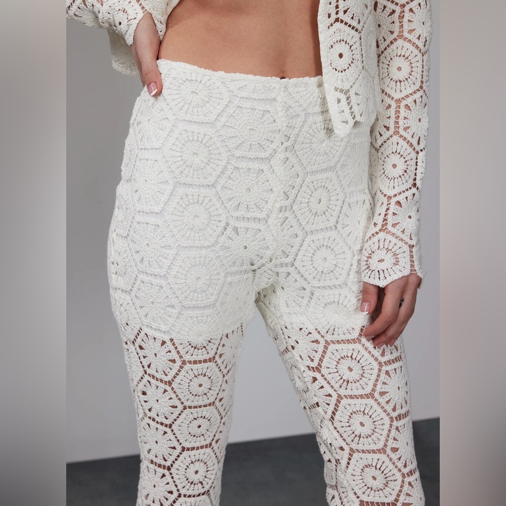 NY&C High Rise Crochet Bootcut Pant - Picture 4 of 7